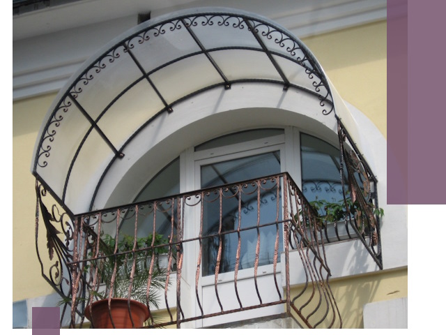 Козырьки над балконом в Тейково — изготовление и монтаж